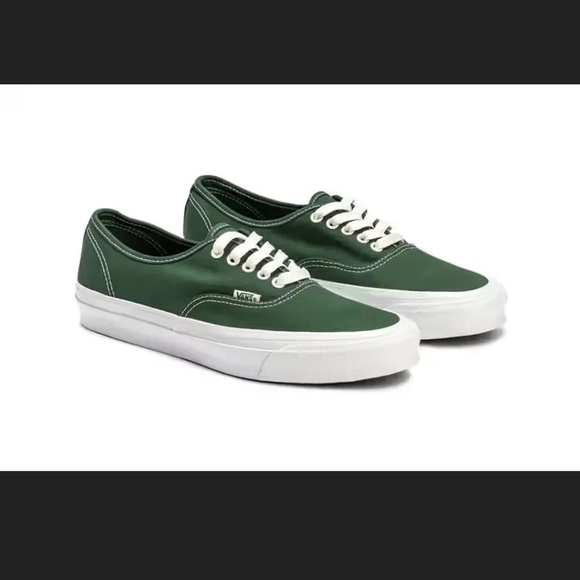 NIB VANS x Museum of Peace and Quiet. Authentic  Size 5.5 Men's or 7 Women - Picture 1 of 11
